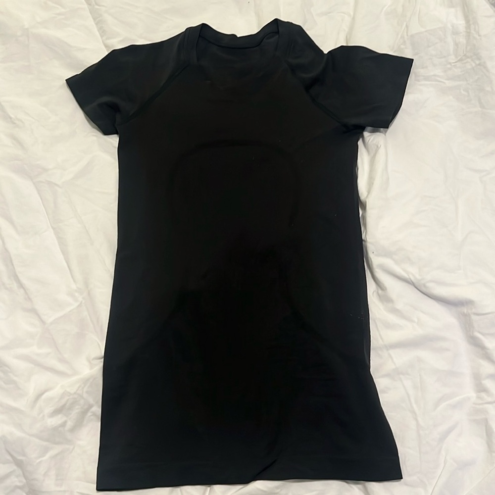 LULULEMON swiftly tech short sleeve shirt 2.0, black, size 2
